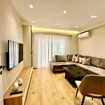 E&r At Myslym Shyri Hotel Tirana