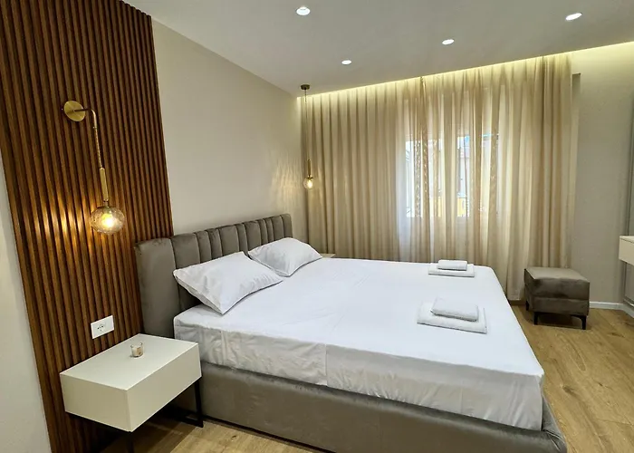 E&r At Myslym Shyri * Tirana