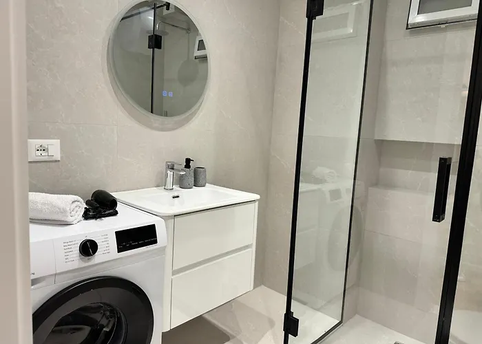 E&r At Myslym Shyri Tirana