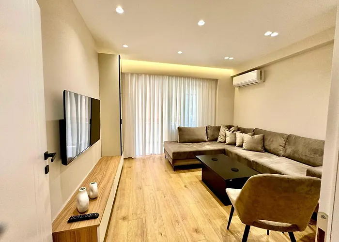 E&r At Myslym Shyri Hotel Tirana